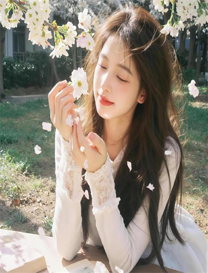 《小魔女》结局是什么意思？大结局深度解读与系统分析